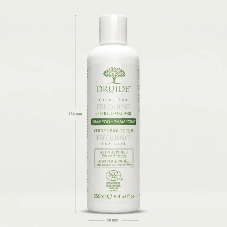 Druide Green Tea Frequent Shampoo click top white plastic dispenser showing its dimension of 184 mm height and 50 mm width.