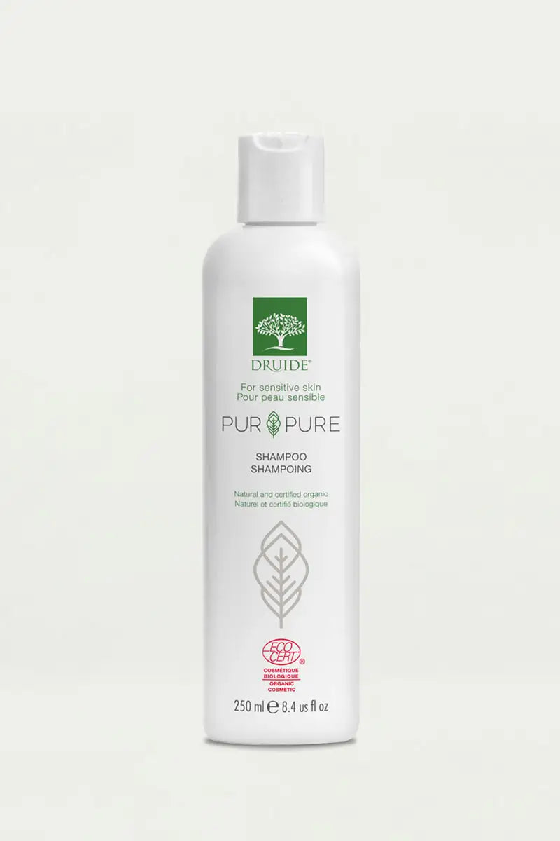 Druide Pur and Pure sensitive skin shampoo 250 ml white dispenser shown against a clear background.